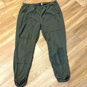 H&M/ Divided Green Pants, 14